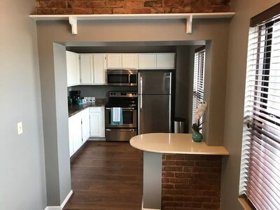 #3: Downtown Loft ❤️ Cute, Clean, Near Everything!