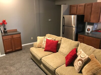 #4: ⚡️Cute Downtown 2-Bedroom Apartment ⚡️