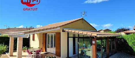 Grande maison de vacances avec jardin clos de 350m²