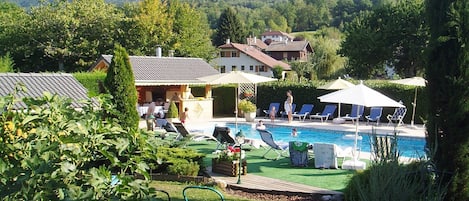 Pool (Outdoor)