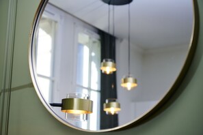 Round brass mirror