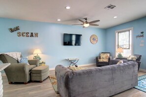 Upper level living area