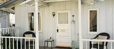 Front view of the cottage at end of the driveway. 