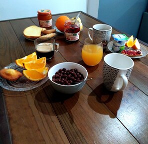 Breakfast meal