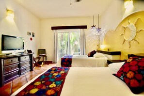 Bedroom with 2 queen beds and TV