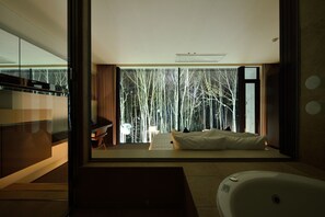 The snow scene from the master bedroom is a masterpiece