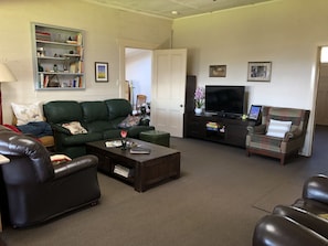 Loungeroom