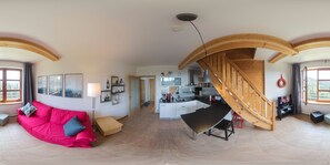 360 view living room