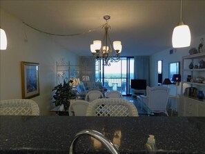 Counter top seating