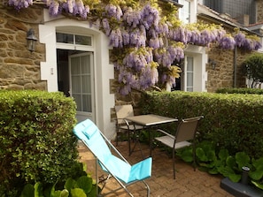 Clos de la Fontaine Dinard, mobilier de jardin du 2