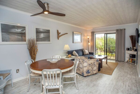 3125 Living Area
