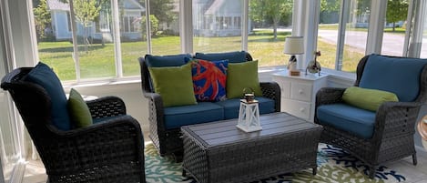 Kozy Sunroom