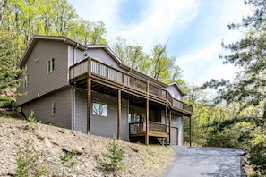 The View is perched up on a slope and offers mountain and slope views