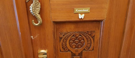 Entrance door to apartment Kranichnest