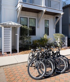 5 Adult Size Bikes With Each Reservation!