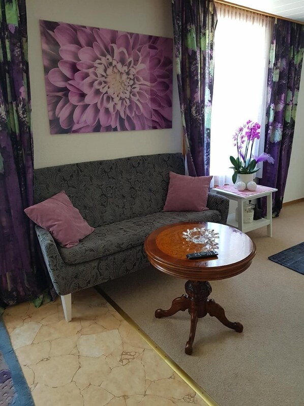 Picture 1