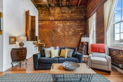 Downtown Loft on Historic West Side of Cookeville