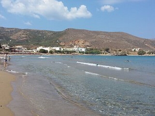 This beach is just 100 meters from the appartment. 