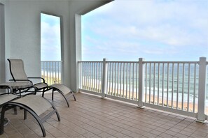 Yes its Direct Ocean Front