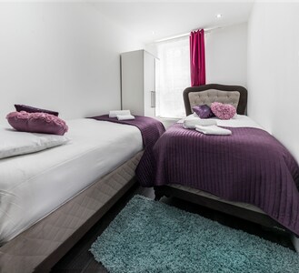 Liverpool Street House - 1 Bedroom Apartment