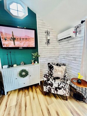 This home is perfect for remote workers who need fast and reliable internet. Two folding tables allow you to set up a comfortable work area
