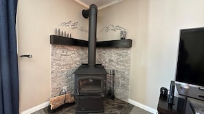Complimentary Firewood (Seasonal)