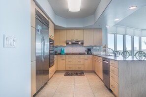 Caribe Resort B215 Kitchen