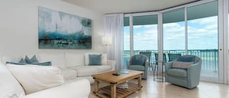 Caribe Resort B606 Living Room