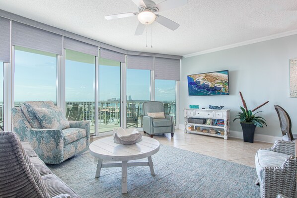 Caribe Resort B616 Living Room