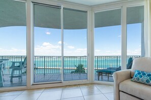 Caribe Resort D206 Living Room