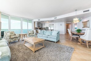 Caribe Resort D902 Living Room