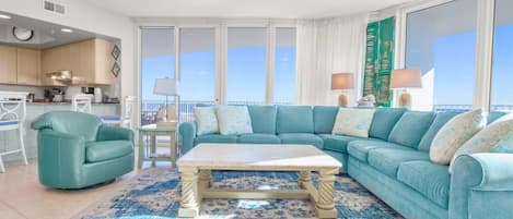 Caribe Resort B1215 Living Room