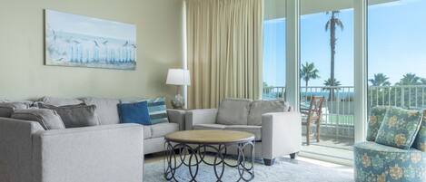 Caribe Resort C213 Living Room