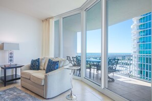 Caribe Resort C716 Living Room