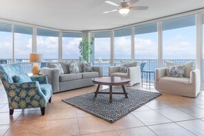 Caribe Resort C1007 Living Room