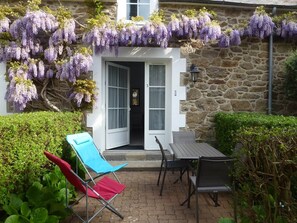 Clos de la Fontaine, terrasse du 3
