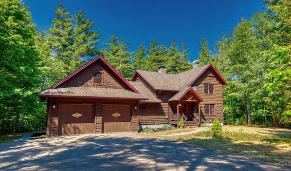 Classic Adirondack style home