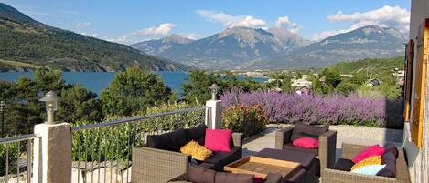 Villa 05DAME - Luxus-Terrasse mit See- & Bergblick 