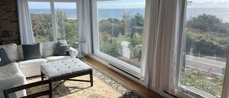 Great Room overlooking the beach and ocean