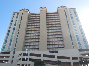 Street View Of Crystal Shores West