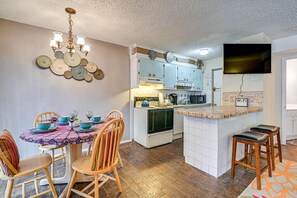 Dining Area & Kitchen | 1st Floor | Steps Required