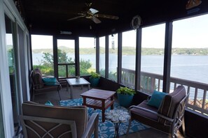 Screened in porch. 