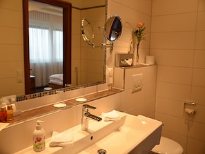 Einzelzimmer mit Dusche/WC