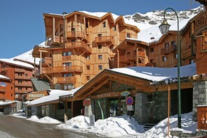 Holiday Home Exterior [winter]