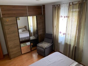 Second double-bed bedroom