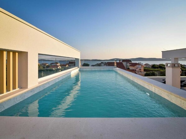 heated swimming pool, seaview, rooftop terrace, apartment, Zadar