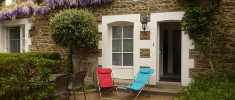 Terrasse privée de l'appartement Chausey, Clos de la Fontaine