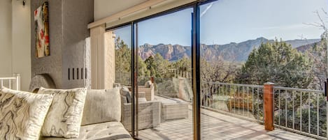 180-Degree Red Rock Views