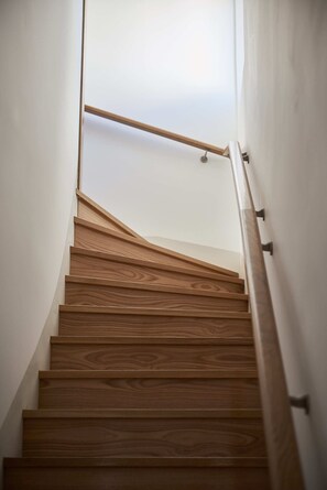 Escalier pour accédé au logement 