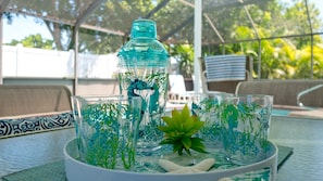 Drinks by the pool.